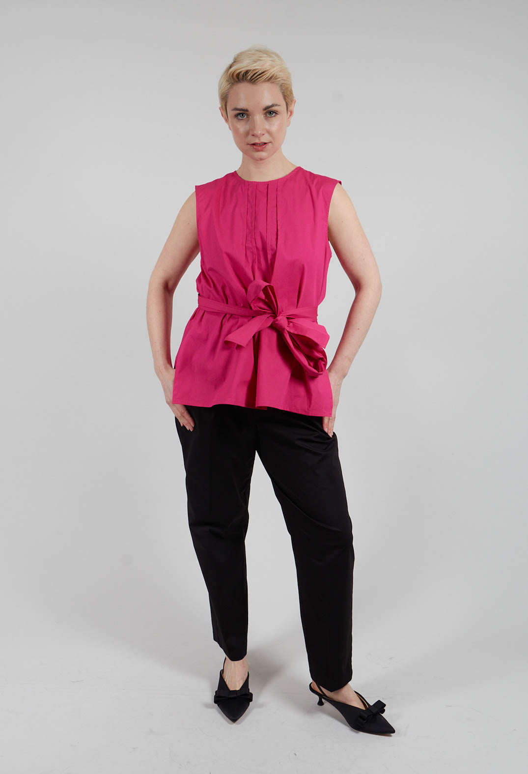 Cotton Poplin Joggers in Black