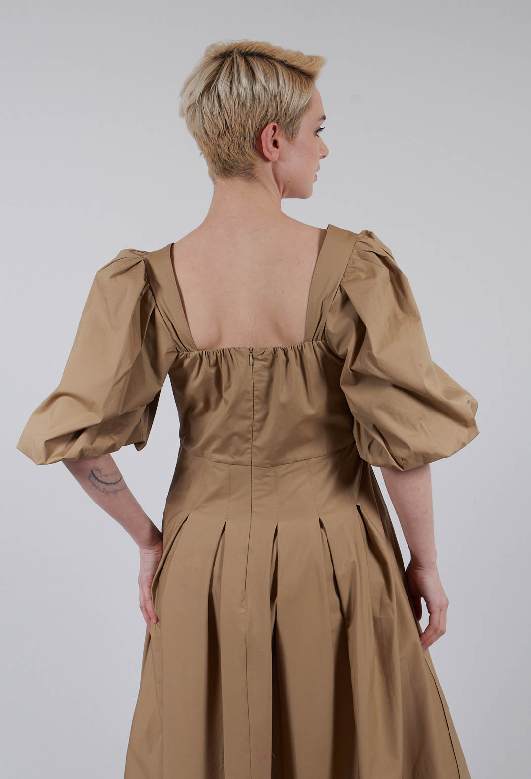Cotton Poplin Pleated Dress in Veradero