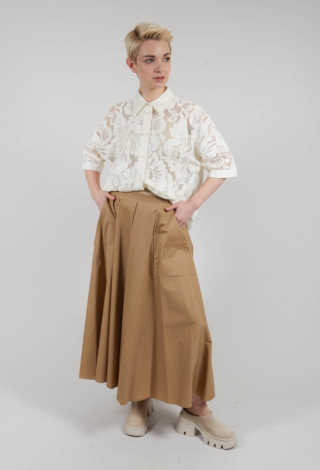 Cotton Poplin Skirt with Patch Pockets in Varadero