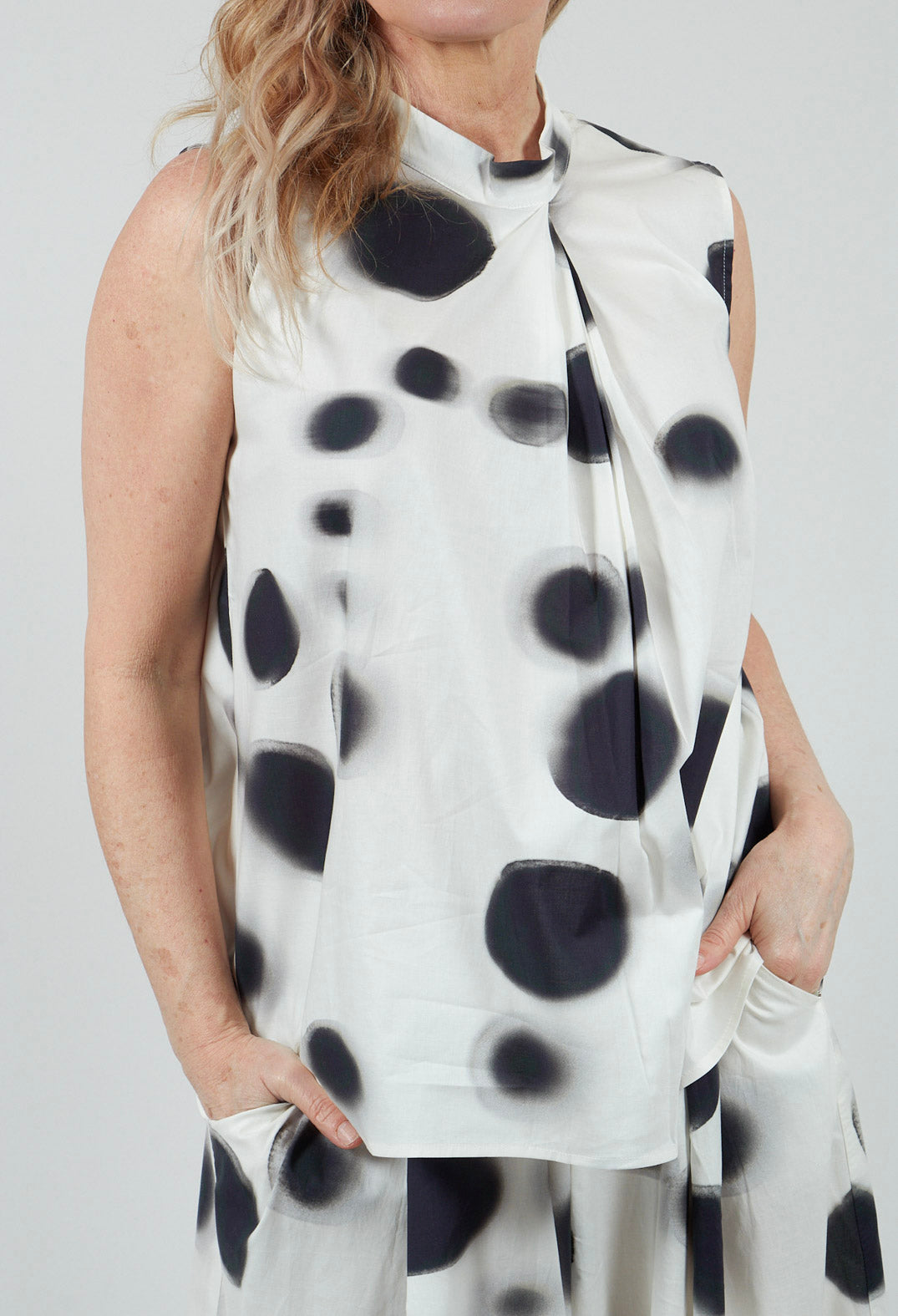Crazy Dots Top in Original
