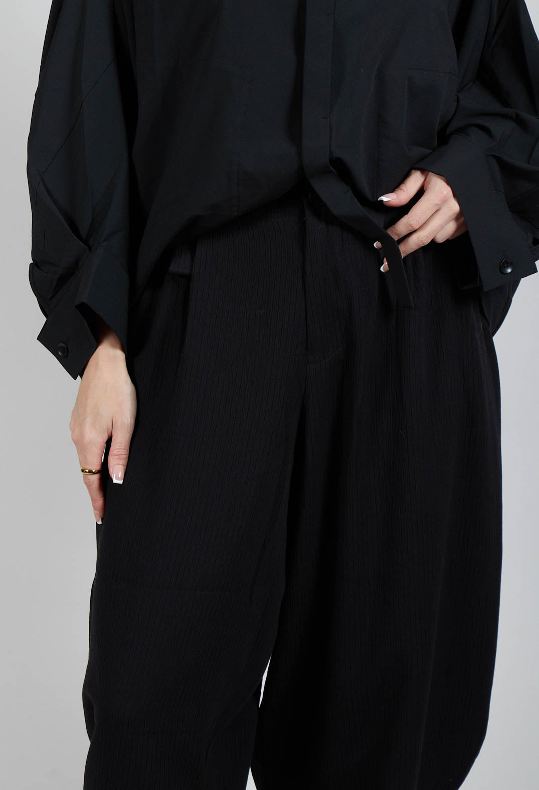 Crepe Texture Trousers in Black