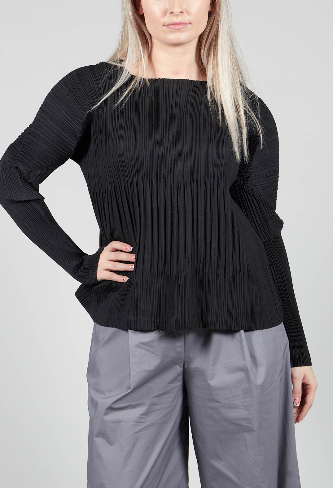 Crinkle Fabric Blouse in Black