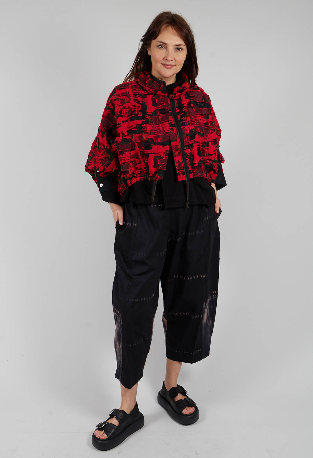 Cropped Jacket in Red Print