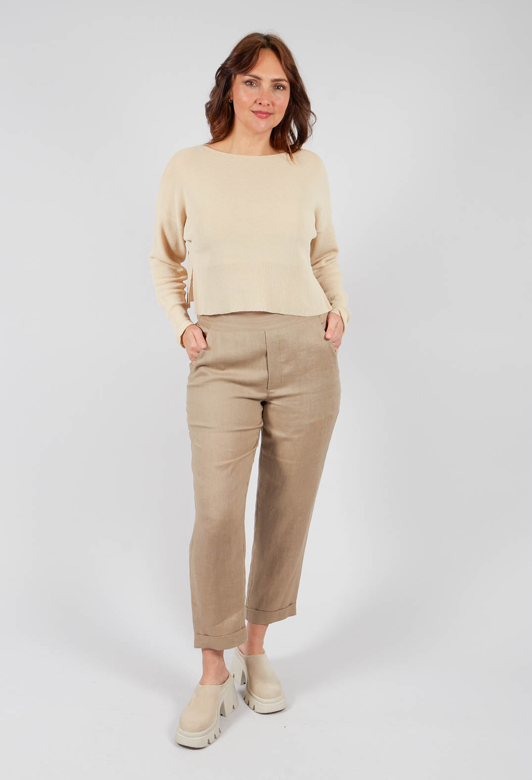 Cropped Jumper in Greige