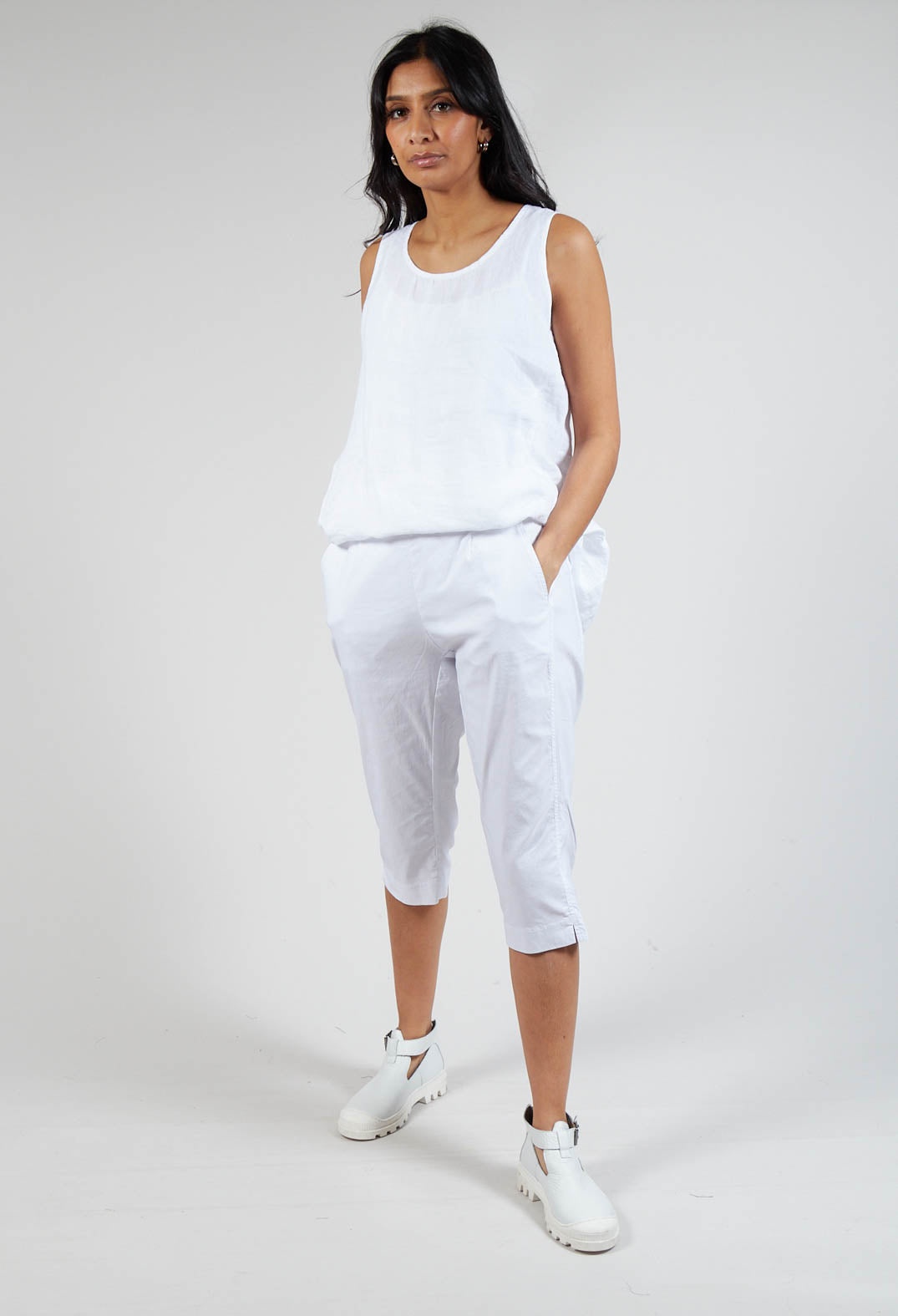 Cropped Slim Leg Trousers in White