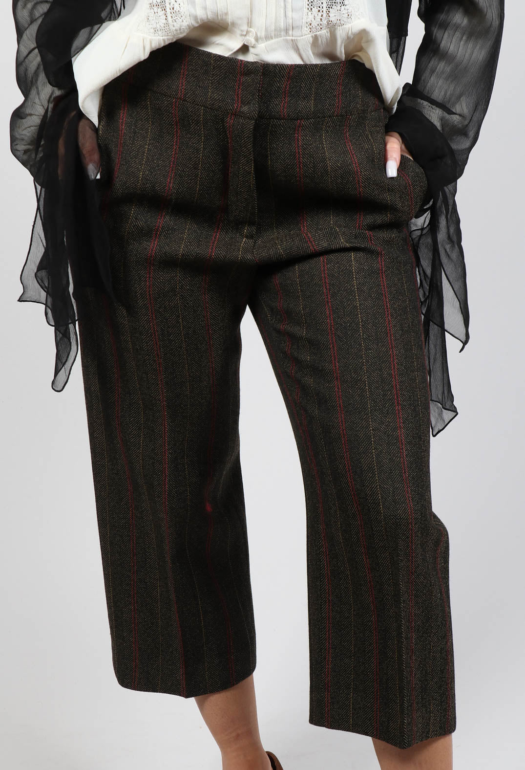 Cropped Velvet Trousers in Brown Tweed