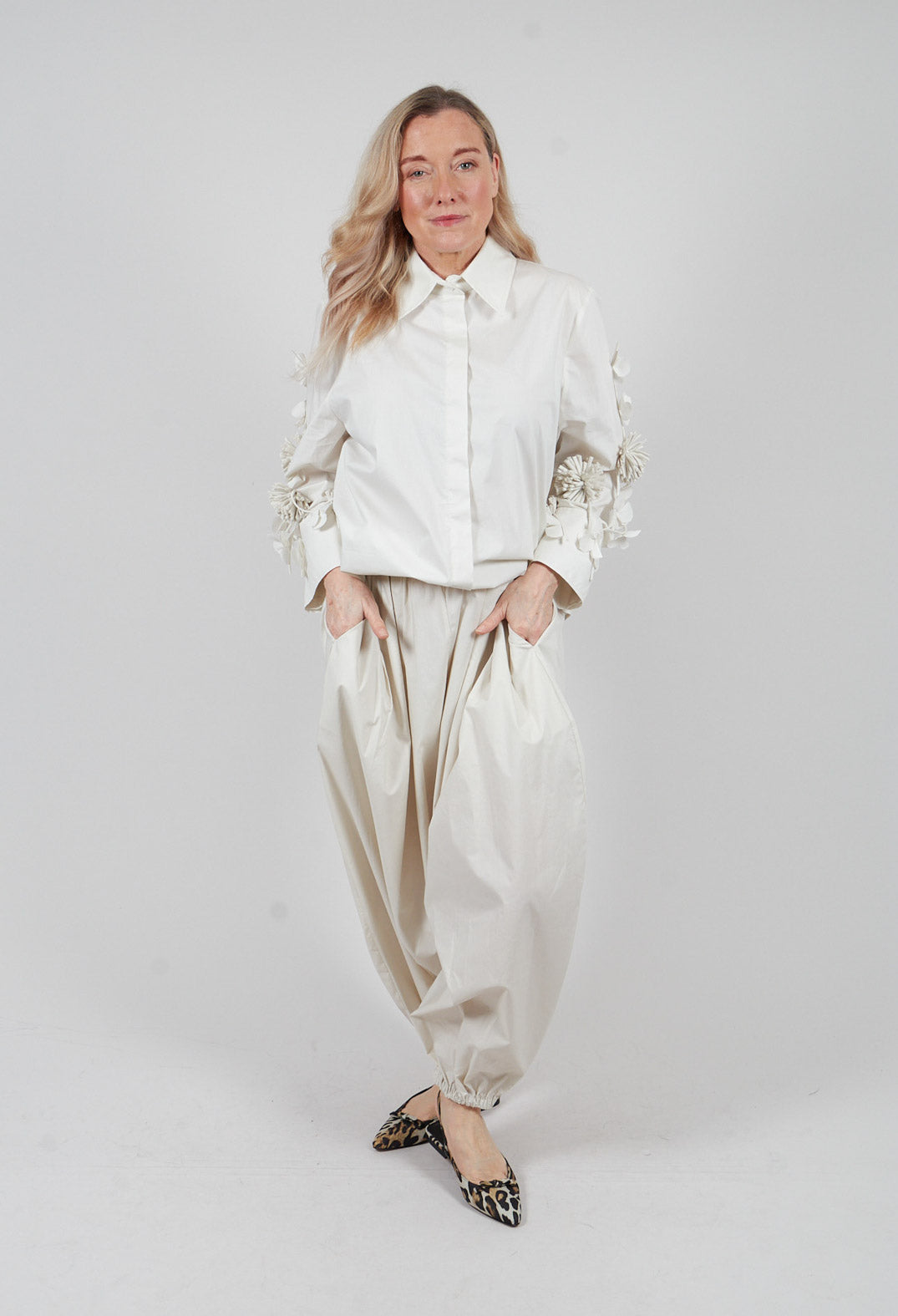 Cuffed Trouser in Oyster