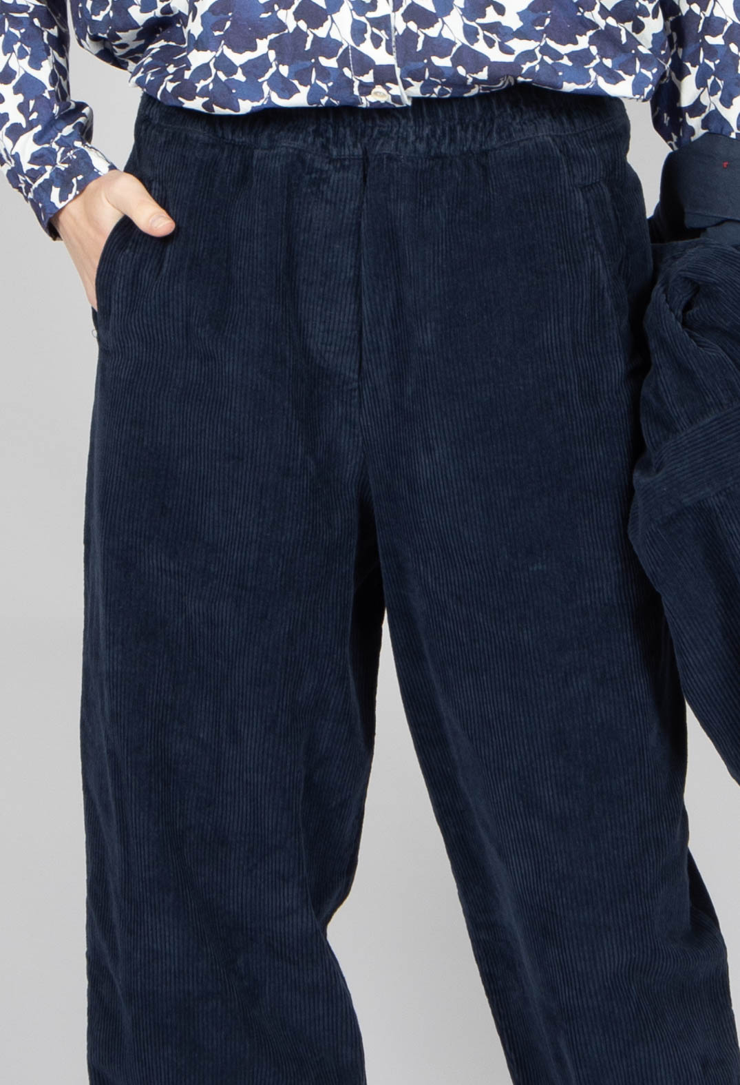 Paja Trousers in Navy