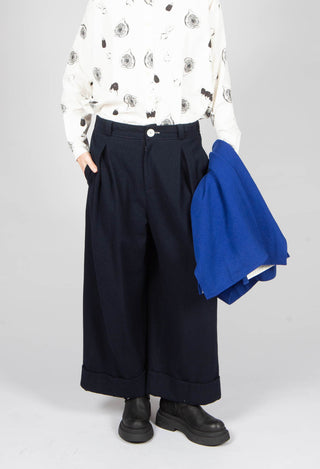 Turn-up Trouser in Navy