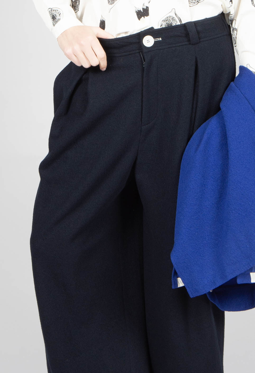 Turn-up Trouser in Navy