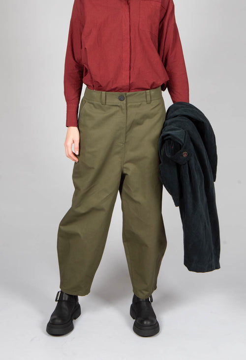 Barrel Leg Trouser in Brown
