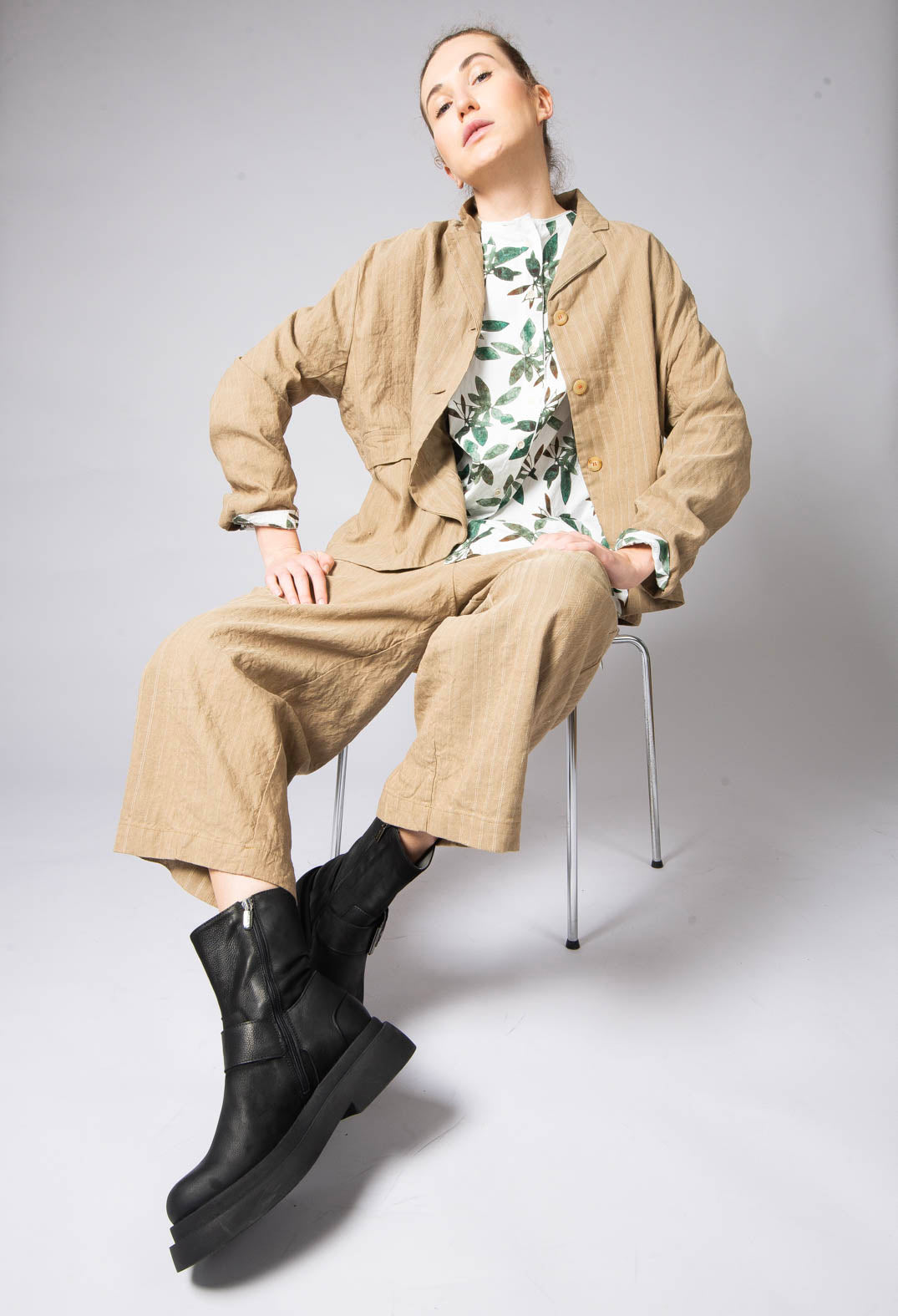 Vivienne Jacket in Tan