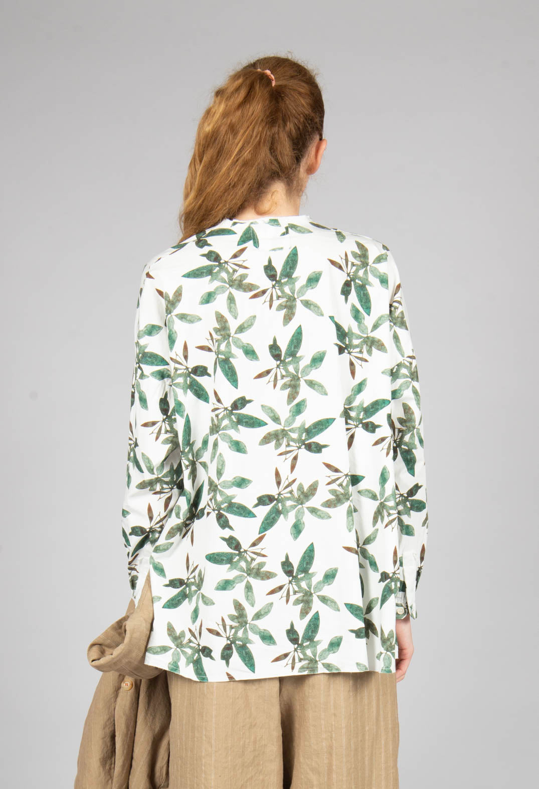 Collarless Shirt in Willow Leaf Print