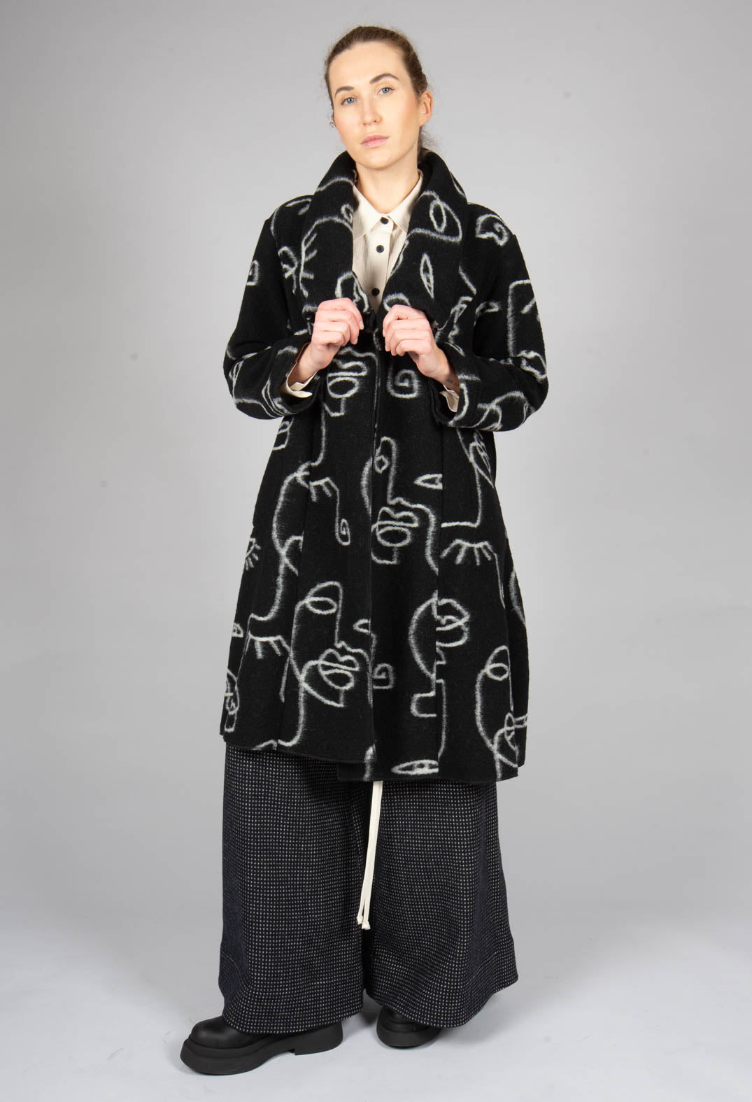 Wide Collar Coat in Black