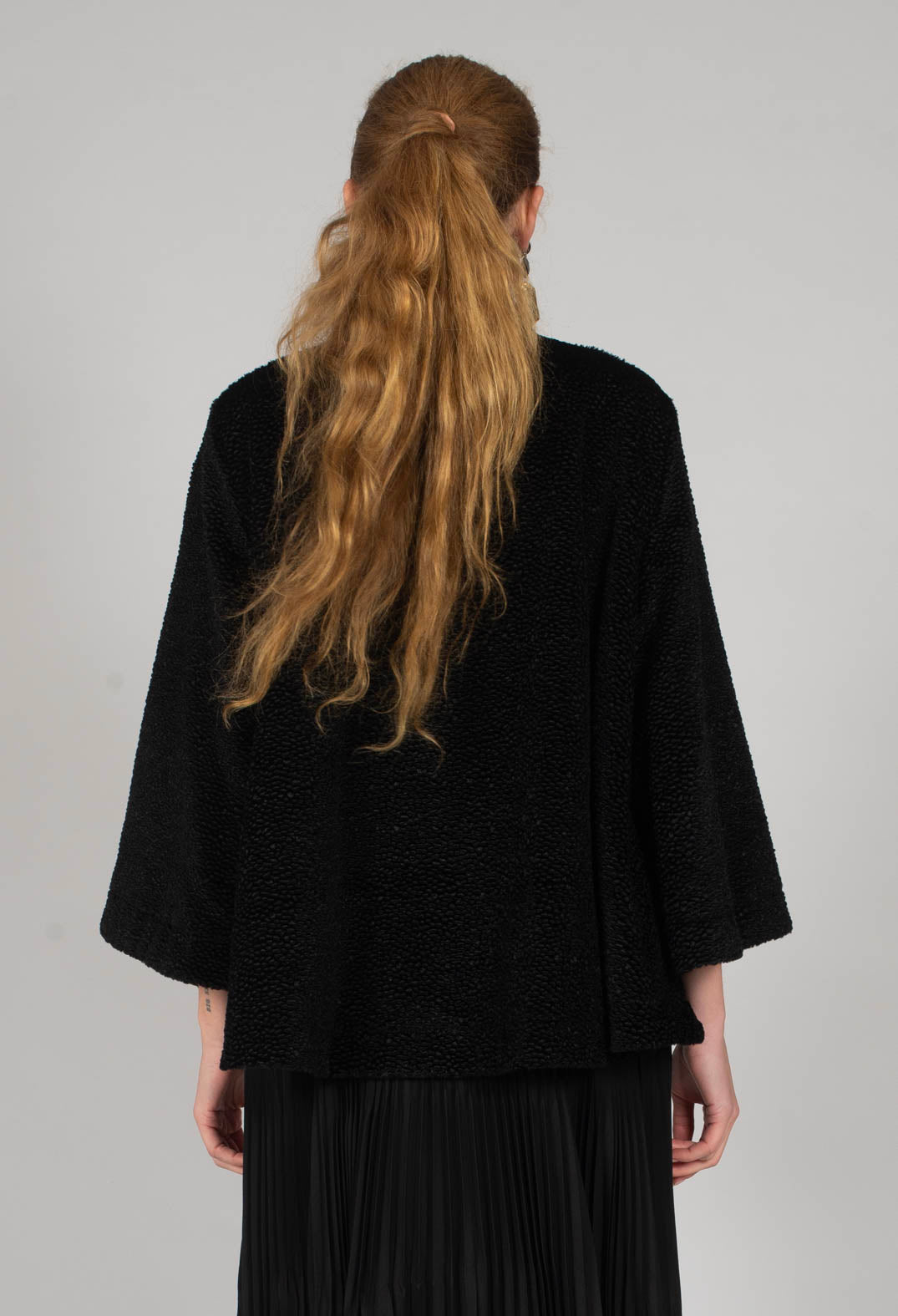 Textured Cape in Black