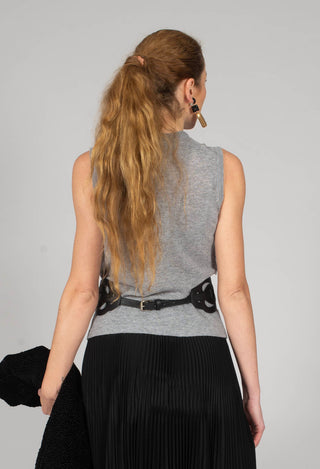 Parks Sleeveless Jumper in Grey