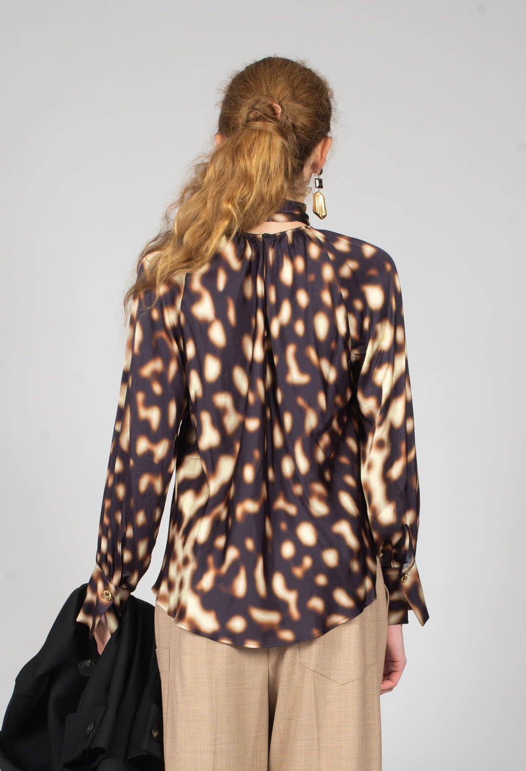 Elsa Blouse in Blurred Print