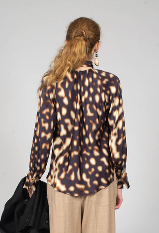 Elsa Blouse in Blurred Print