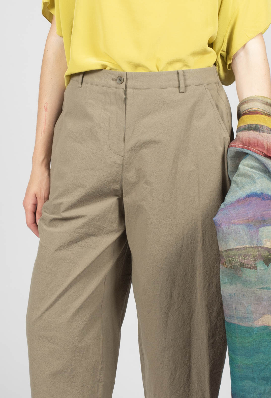 Balloon Leg Cropped Trousers in Brown