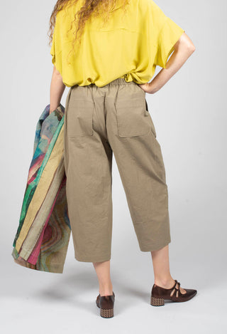 Balloon Leg Cropped Trousers in Brown