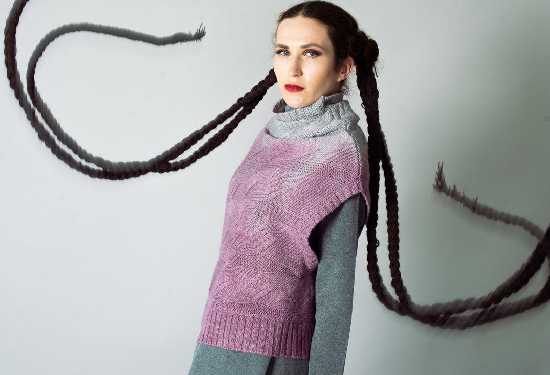Short Sleeve Knitted Jumper in Pink