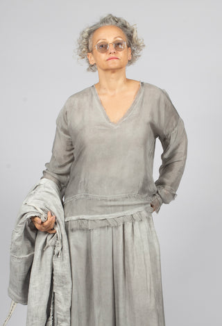 V-Neck Top in Grey Shadow