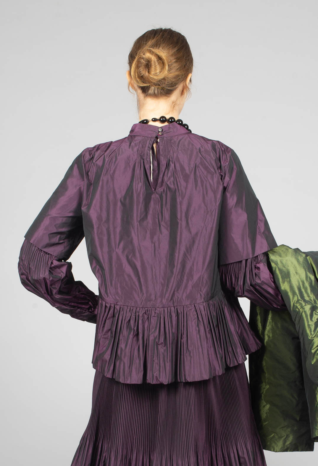 Flared Shape Top with Short Sleeves in Purple