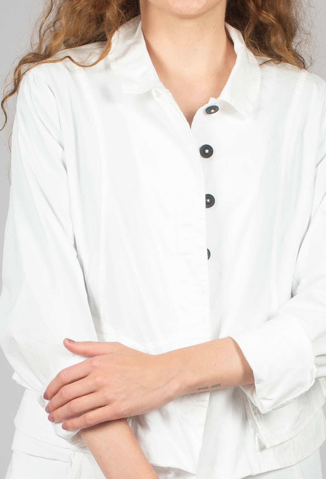 Layered Lettuce-Edge Detail Jacket in Semi Bleach