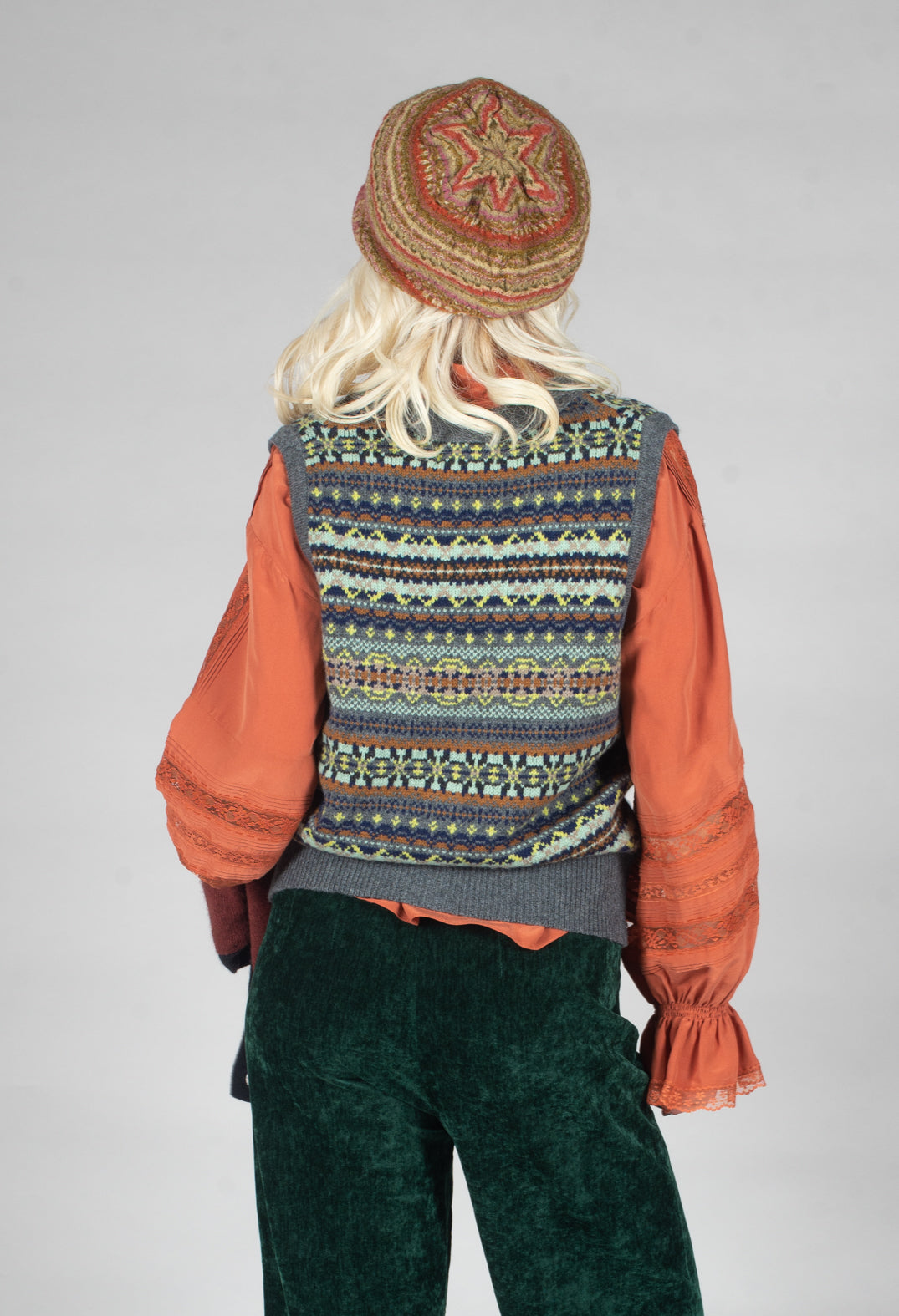 Kinross Waistcoat in Garnet