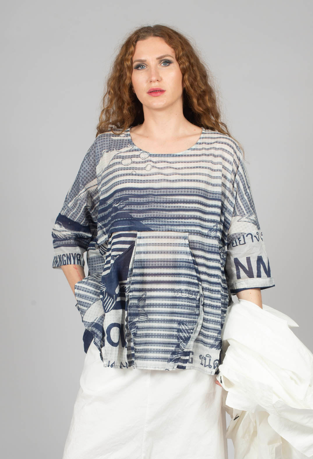 Oversized Lightweight Cotton Top in Navy Print