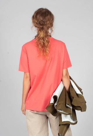 Short Sleeve T-Shirt in Strawberry