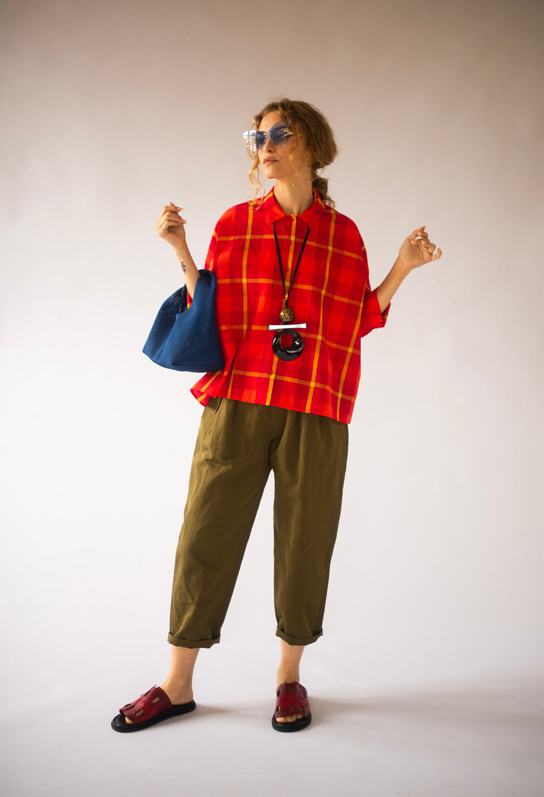 Barrel Leg Trouser in Military Green