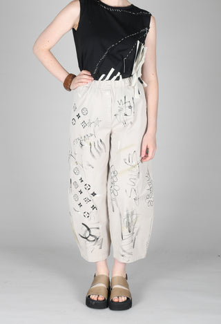 Signature Design Trousers in Beige