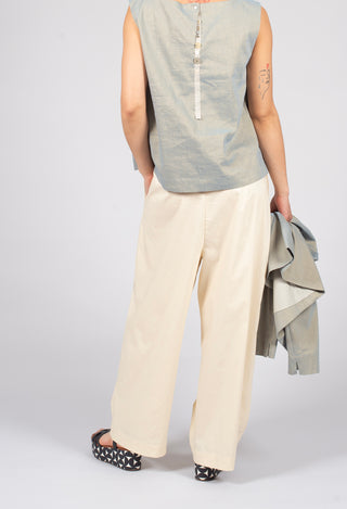 Beat Trousers in Beige