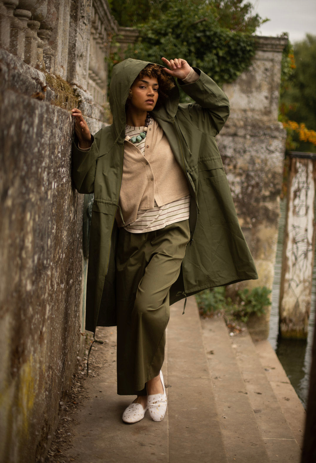 V-Neck Cardigan in Sand