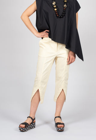 Belt Trousers in Beige