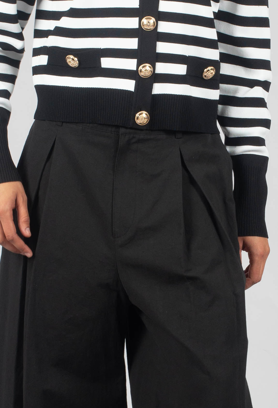 Pleated Trousers in Black