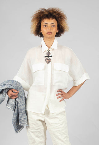 Shirt with Large Pockets in Avorio