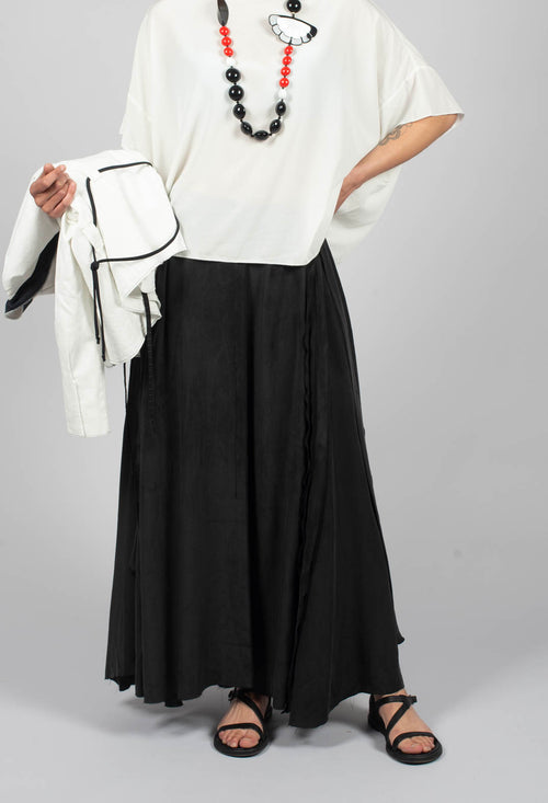 Pleated Full Skirt in Original Black