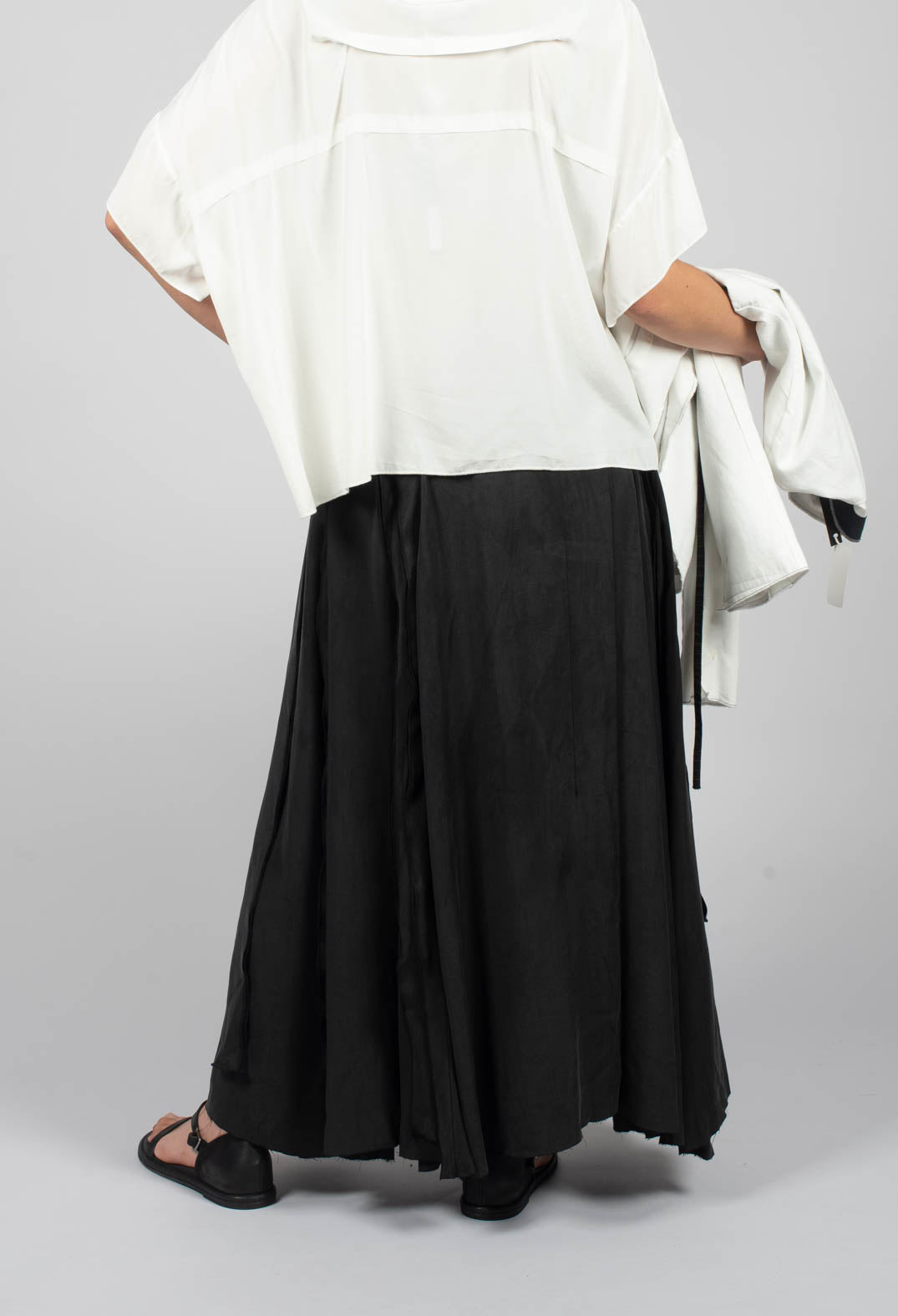 Pleated Full Skirt in Original Black