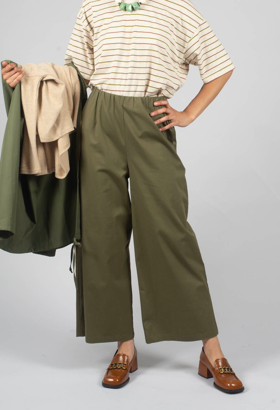 Wide Leg Trousers in Ficus