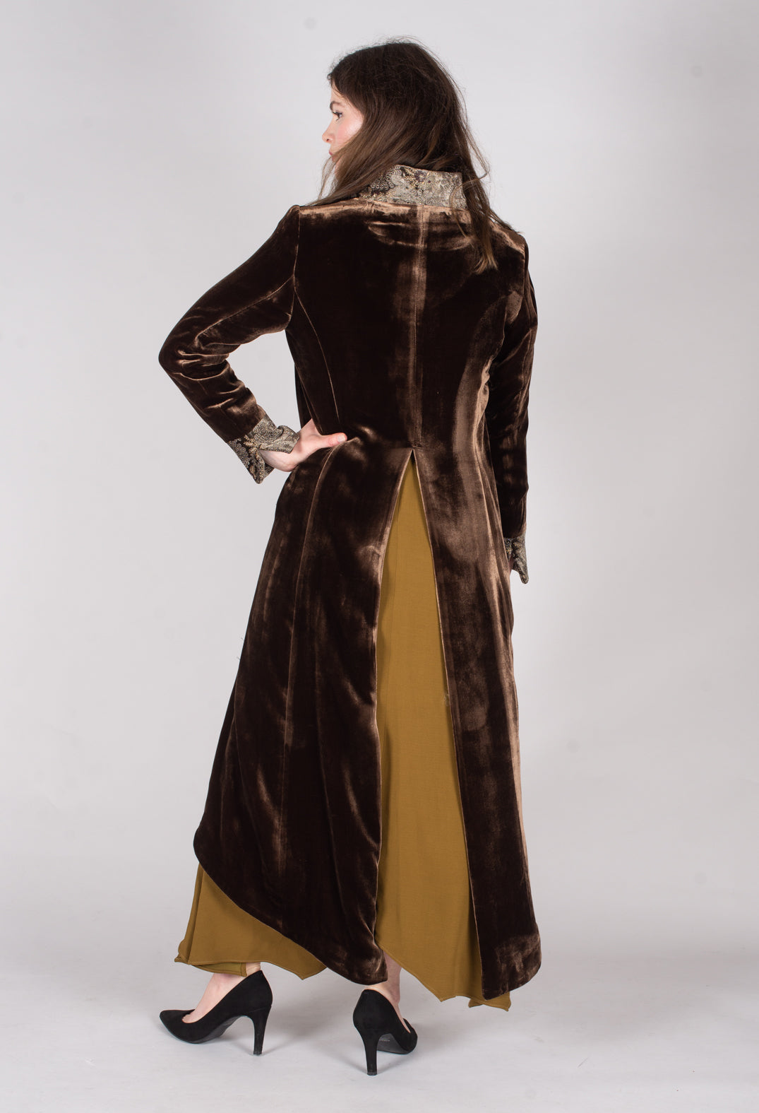 Morgana Embroidery Coat in Brown