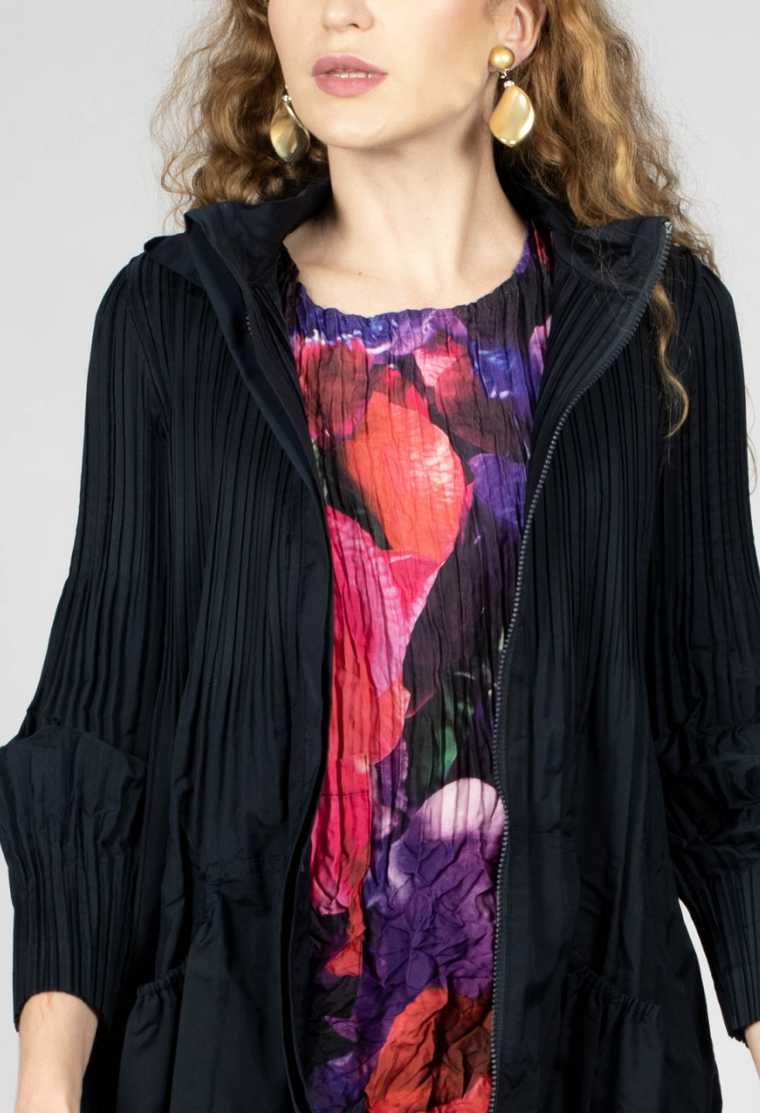 Windbreaker in Midnight