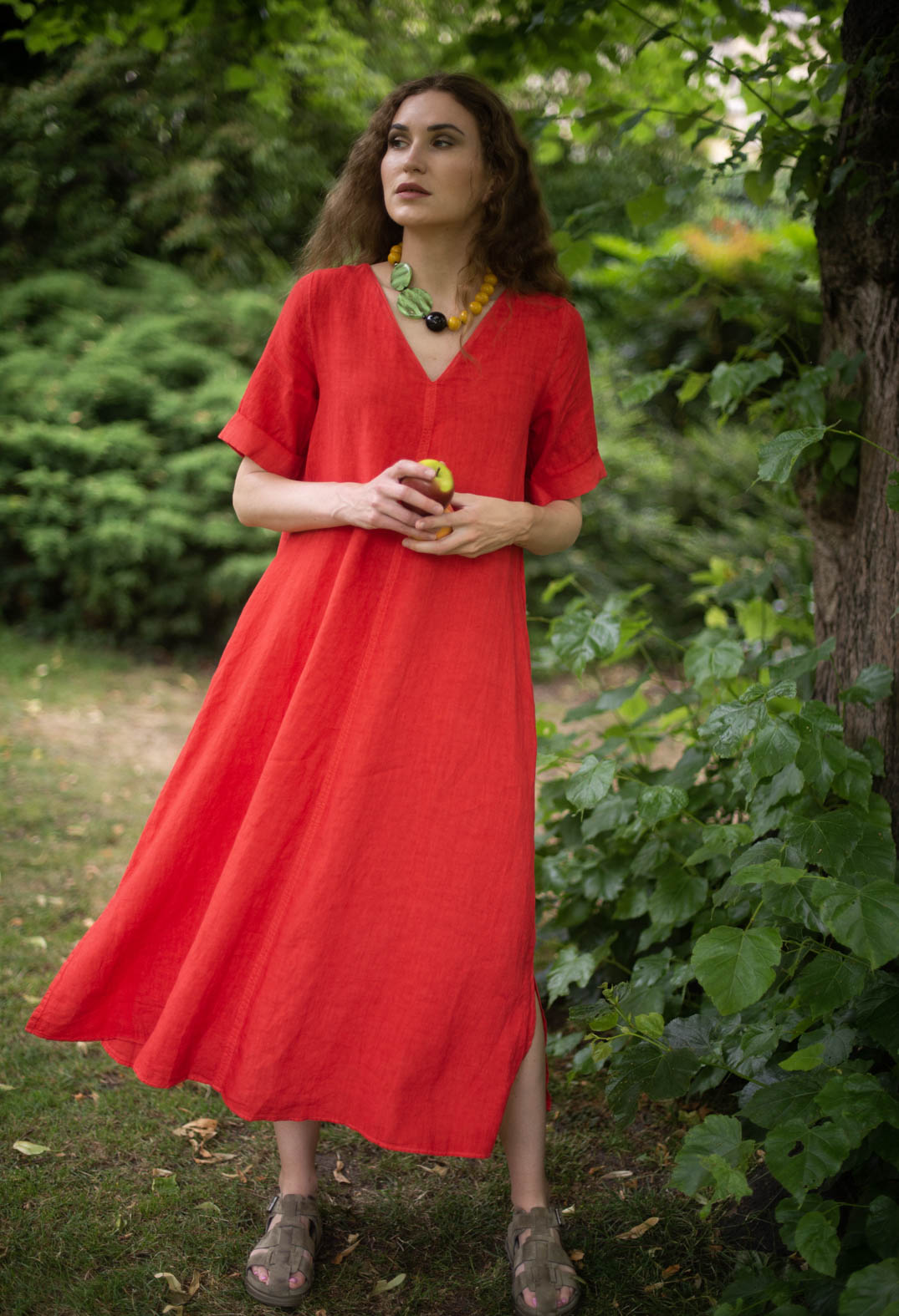 Zaris Dress in Bright Red