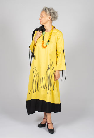 Stich Dress in Black and Gold