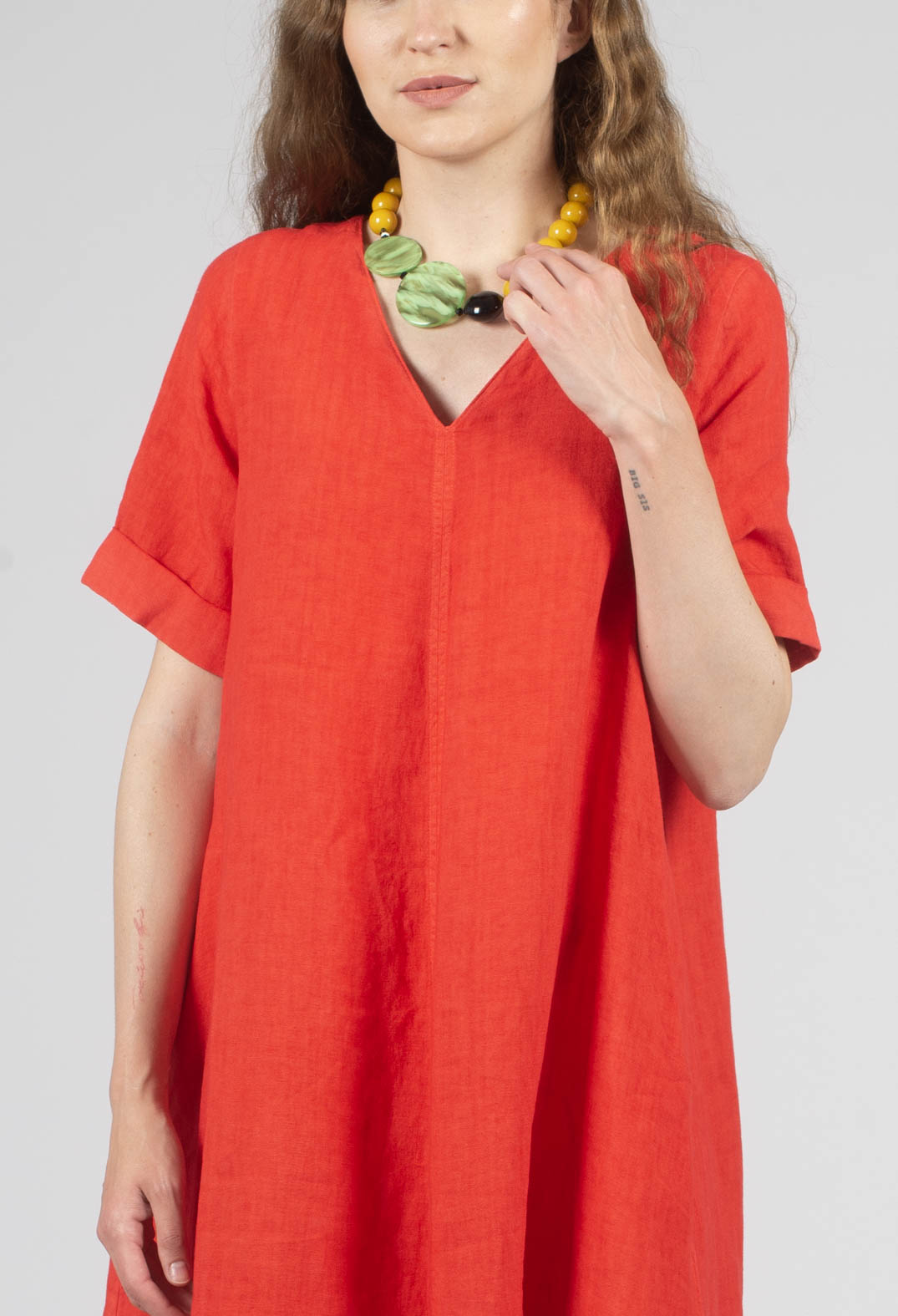Zaris Dress in Bright Red
