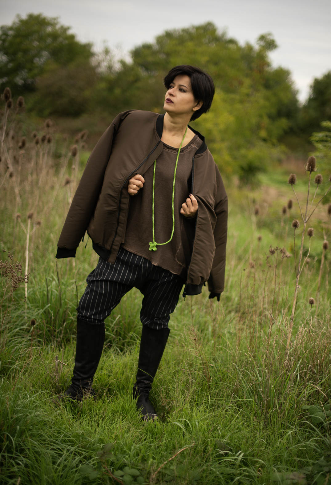 Wide Short Sweater II in Chocolate Print