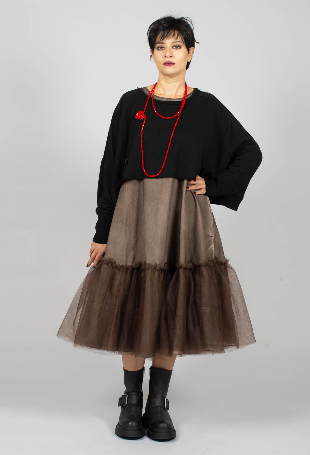 Wide Short Sweater in Black