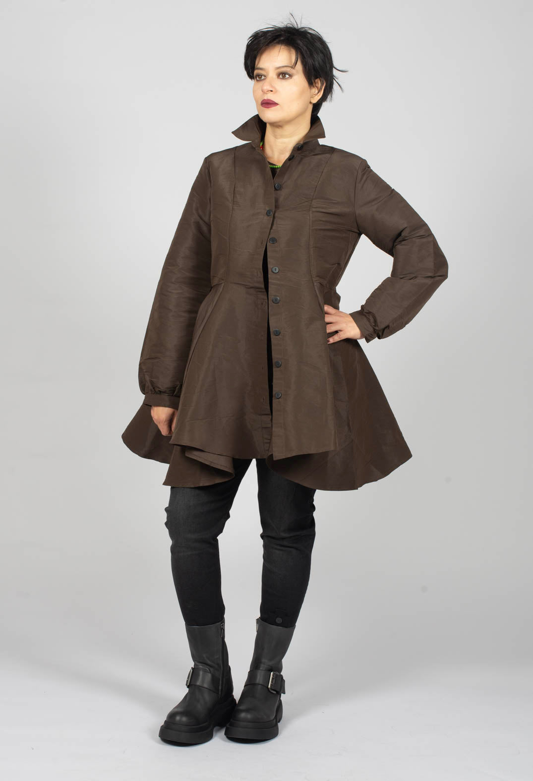 T Blouse in Chocolate