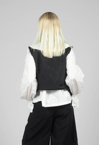 Kats Vest in Black